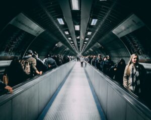 Moving sidewalk