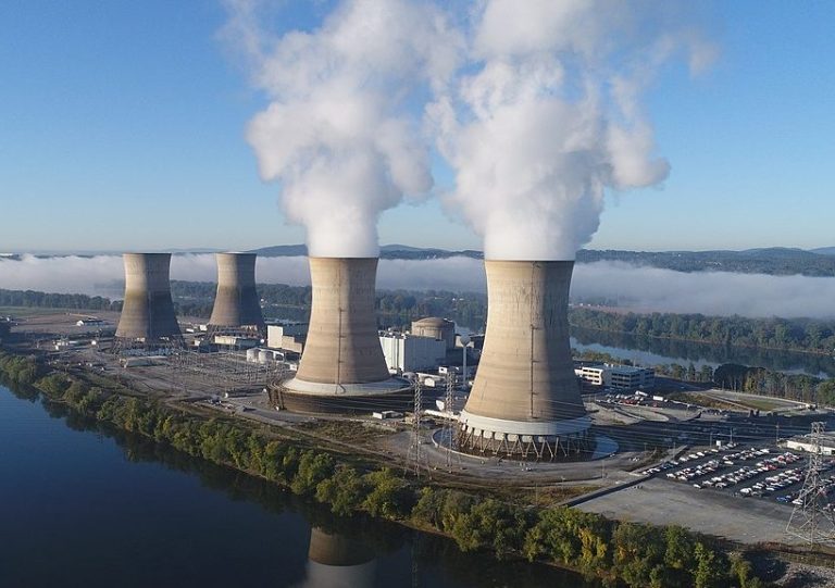 1024px Exelon Three Mile Island Nuclear Generating Station e1735018585877 Paradigm 3k