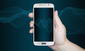 smartphone-3363490_640