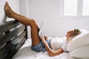 Credits and Kudos 851 pexels-anntarazevich-5390920